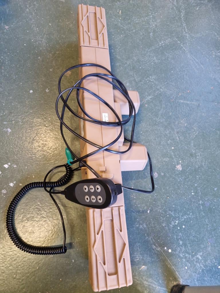 Okin okimat bedmotor met afstandsbediening, Ophalen of Verzenden, Gebruikt