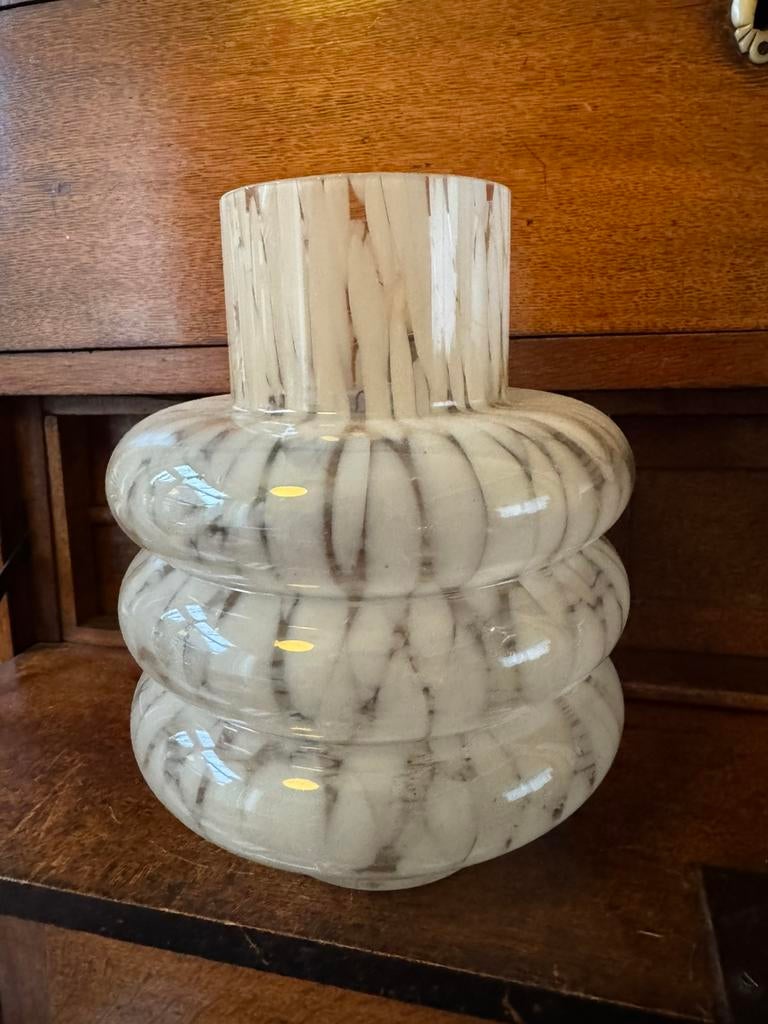 Rippel Bilbao vaas, Wit, Ophalen of Verzenden, Minder dan 50 cm, Glas