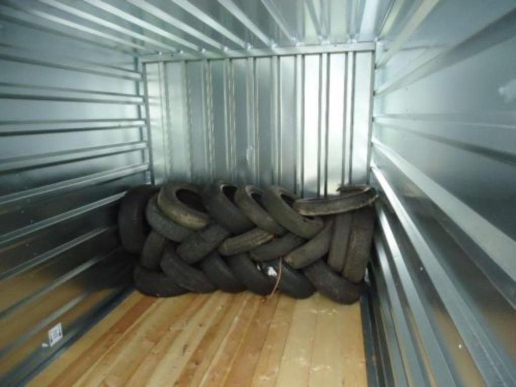 autobanden opslag/opslagcontainer/Kovobel/autobanden, Ophalen of Verzenden, Zomerbanden, Band(en)