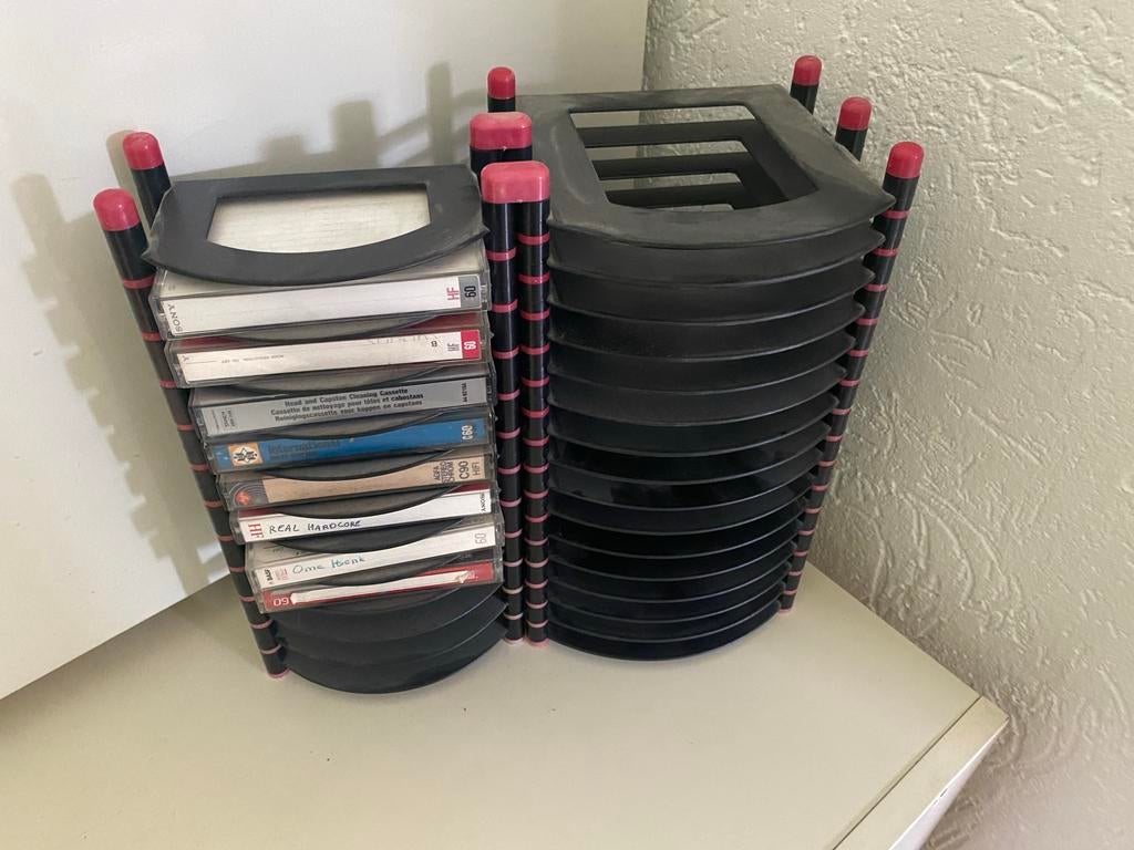 Cassettebandjes (11) en CD (15) houder, Cd's en Dvd's, Cassettebandjes, Gebruikt, 2 t/m 25 bandjes, Overige genres, Ophalen of Verzenden