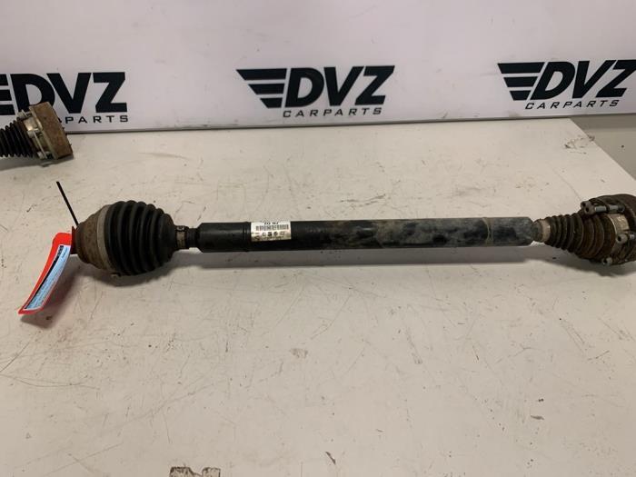 Aandrijfas rechts-voor van een Volkswagen Caddy, Gebruikt, -, Volkswagen, -