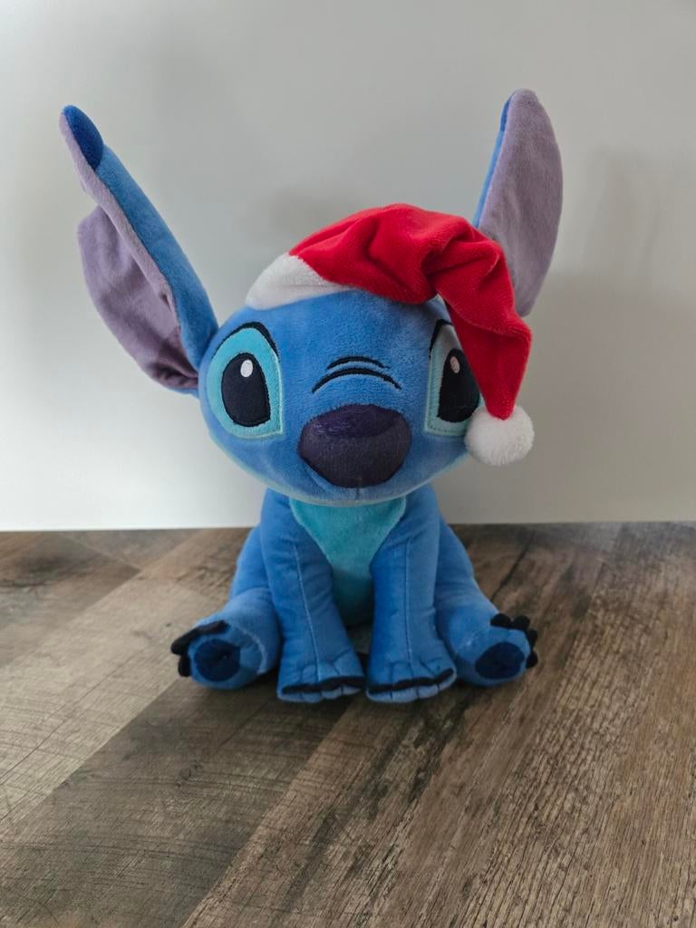 TE KOOP: Stitch knuffel kerst, Ophalen of Verzenden
