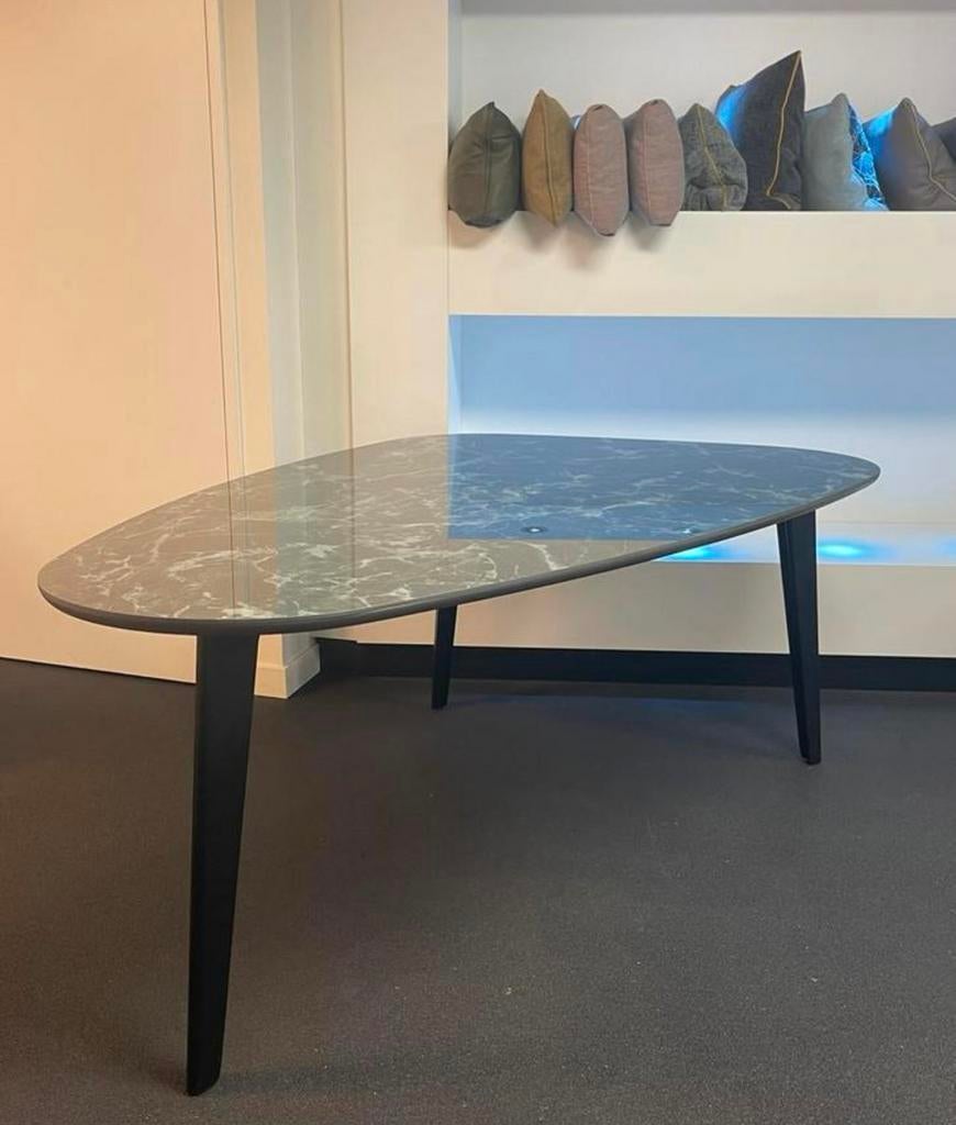 Leolux Bondi eettafel ceramique Verde NIEUW