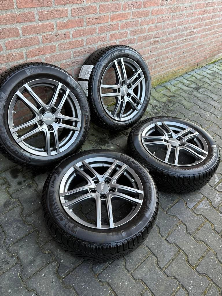 Dezent velgen / winter / 17 inch / 5x112 / 205-55R17, Auto-onderdelen, Dezent, ----, Banden en Velgen, 17 inch
