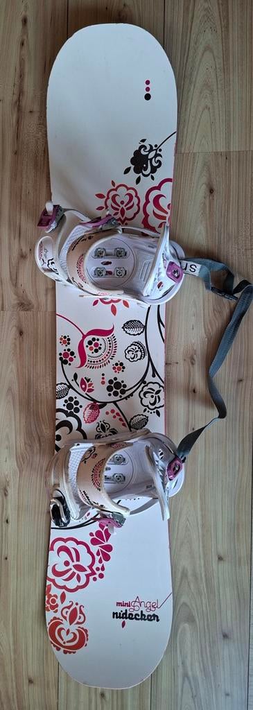 Nidecker snowboard Mini Angel 133cm, bindingen, boots en tas, Ophalen, Gebruikt, Board