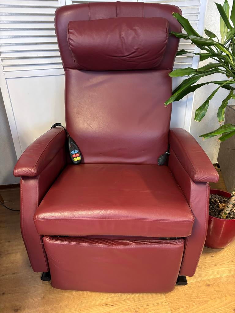 Fitform Sta-op Stoel Bordeaux Rood Leder - 57cm Zitbreedte, Huis en Inrichting, Fauteuils, Gebruikt, Leer, 50 tot 75 cm, Verzenden