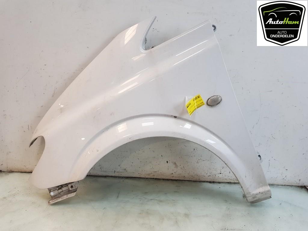 Spatbord Links Voor Mercedes-Benz Vito (639.6) A6396305107, Gebruikt, Mercedes-Benz AG, Mercedes-Benz, Mercedesstraße 120, Stuttgart 70372, , Duitsland