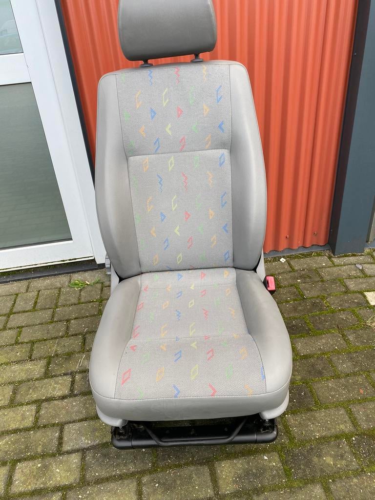 stoel rechts passagier volkswagen transporter t5 inka, Auto-onderdelen, Interieur en Bekleding, Tymtop5@gmail.com, 3161ek, Volkswagen