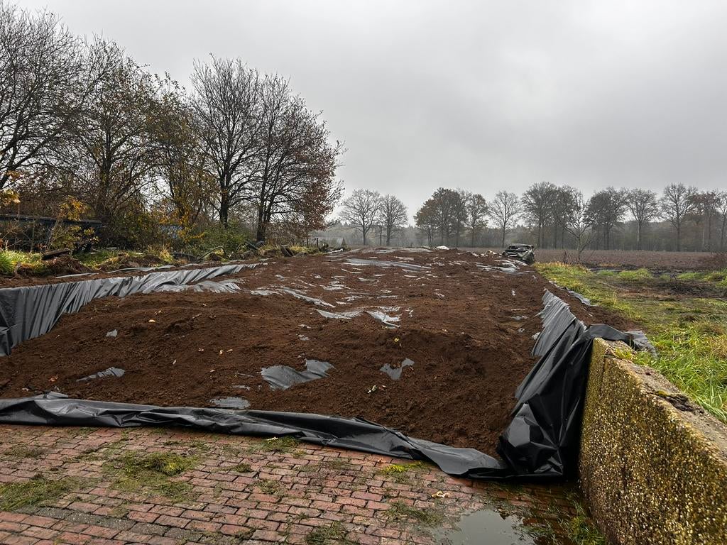 Kuil voer kuil gras. Kuilvoer. Kuilgras. Bult., Dieren en Toebehoren, Dierenvoeding, Ophalen, Vee