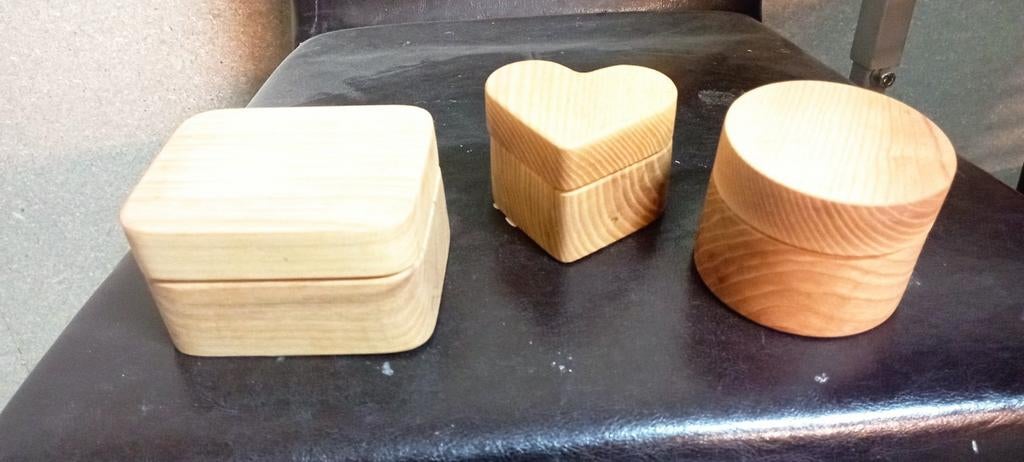 Houten kisten, voor cadeaus of om je eigen spullen in op te, Diversen, Ophalen of Verzenden, Nieuw, Cadeaudoos