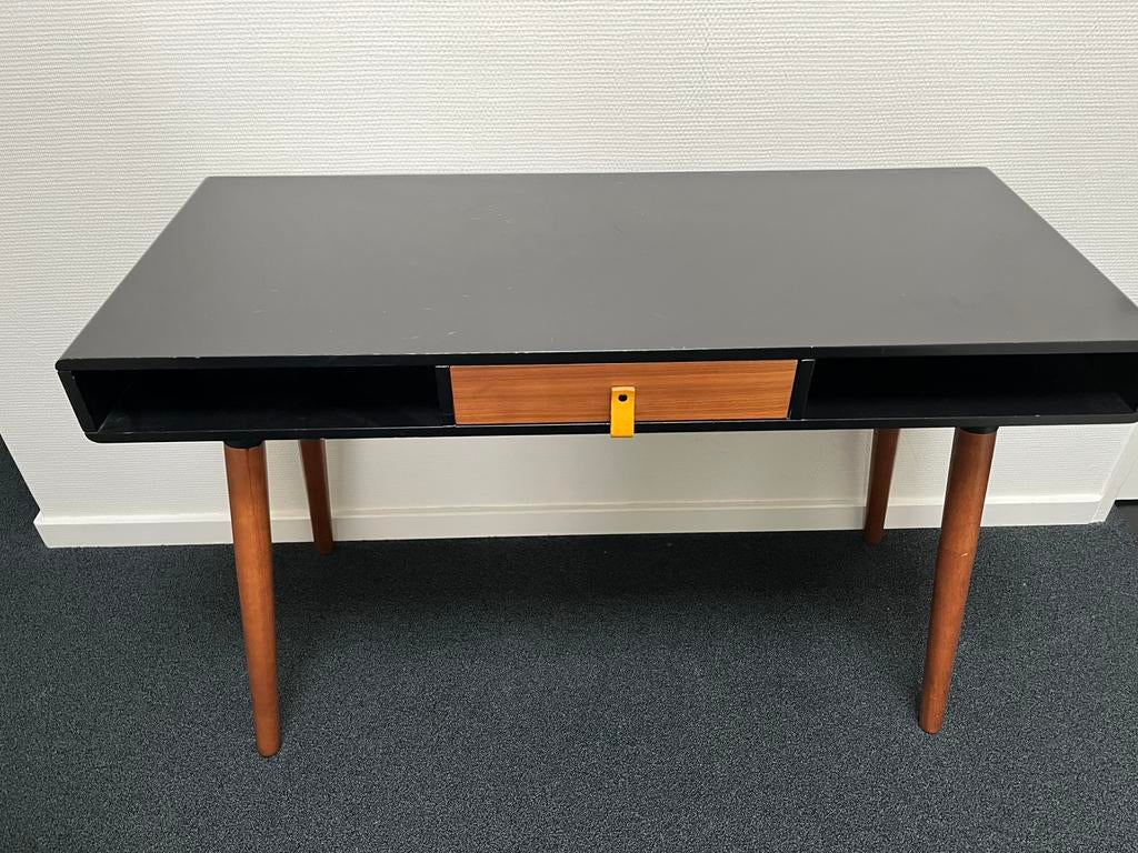 Smal bureau, Ophalen, Gebruikt