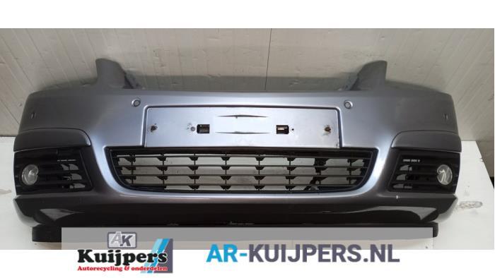 Voorbumper van een Opel Zafira, Gebruikt, -, -, Opel