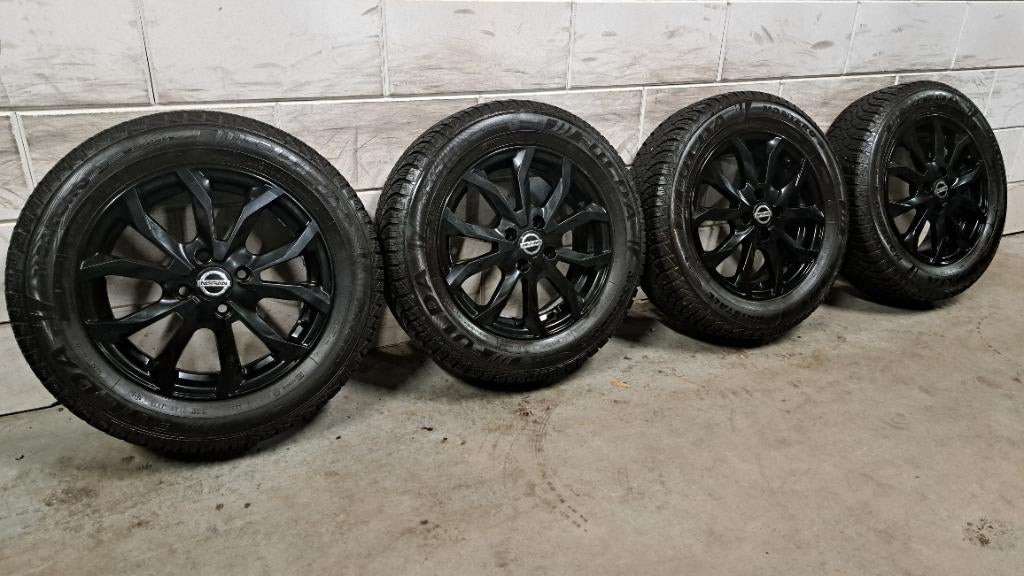 Zwarte velgen Micra Note Modus Logan Sandero Clio 185/65/15, Auto-onderdelen, Gebruikt, 15 inch, Banden en Velgen, Personenwagen