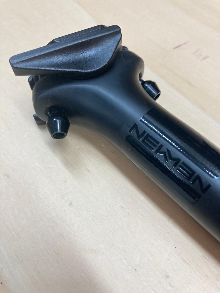 Carbon Zadelpen (NEWMEN), Fietsen en Brommers, Ophalen, Zo goed als nieuw, Overige typen, Overige merken