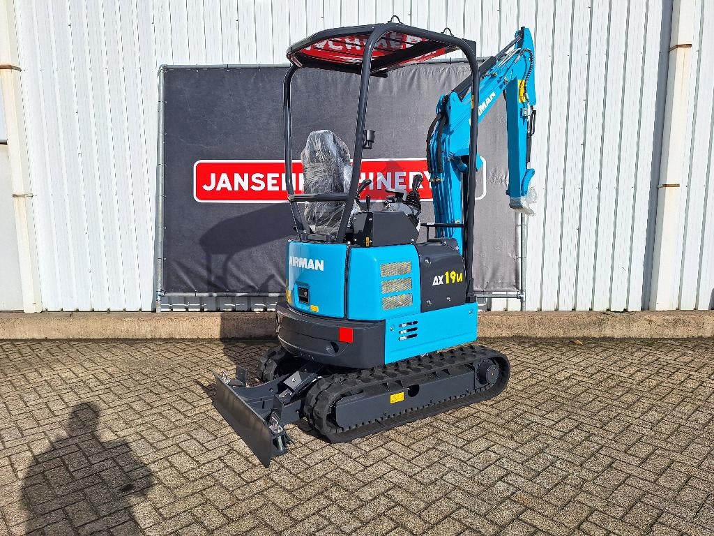 Airman AX19u-7, Zakelijke goederen, Machines en Bouw | Kranen en Graafmachines, Ophalen of Verzenden, Graafmachine