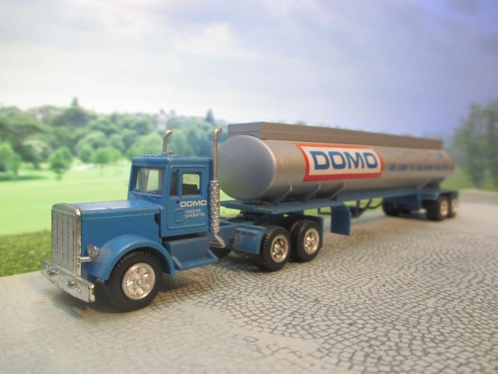Peterbilt Semi Tanker - Con-Cor NU € 6,50, Hobby en Vrije tijd, Modelauto's | 1:87, Gebruikt, Bus of Vrachtwagen, Overige merken