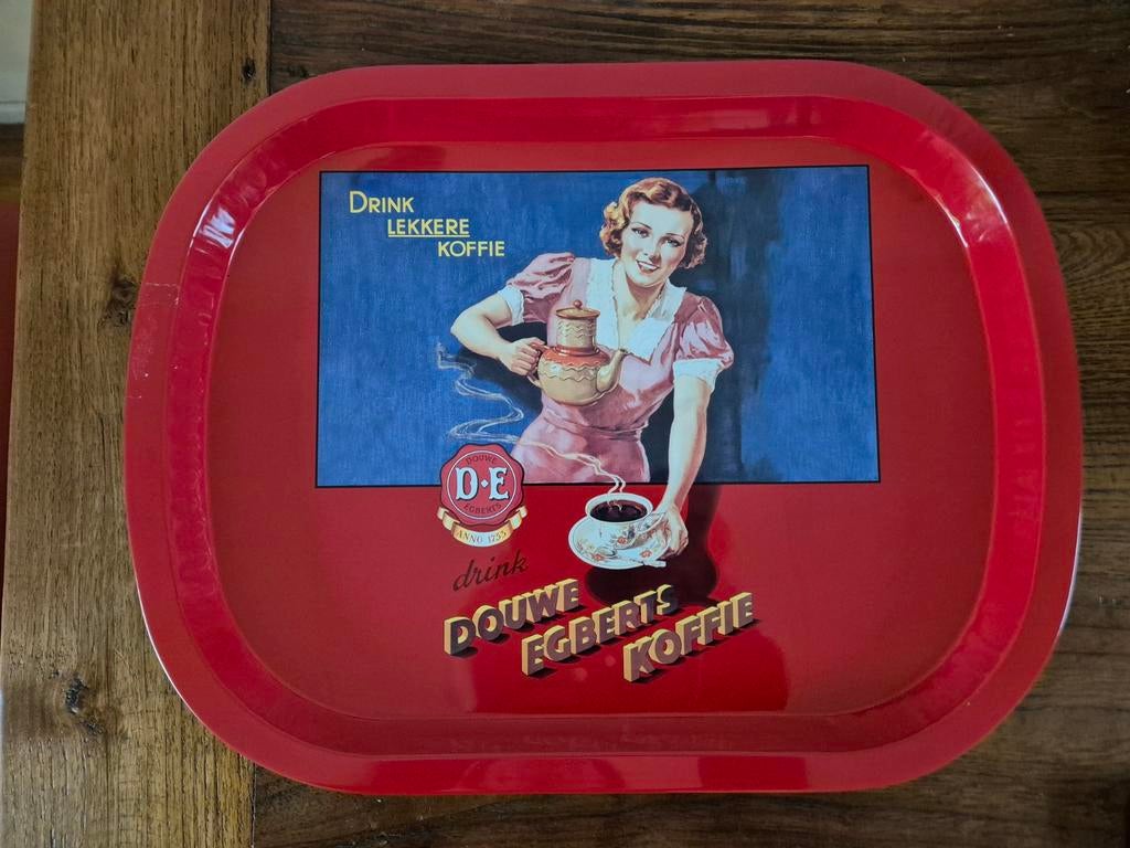 Rood retro Douwe Egberts dienblad, Huis en Inrichting, Woonaccessoires | Dienbladen, Nieuw, Hout, Ophalen of Verzenden