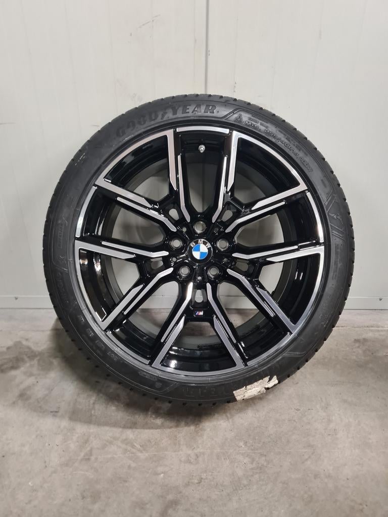 19' BMW i4 4 Serie G26 Styling 859M met winterbanden 7mm+, 19 inch, 245 mm, Banden en Velgen, Personenwagen