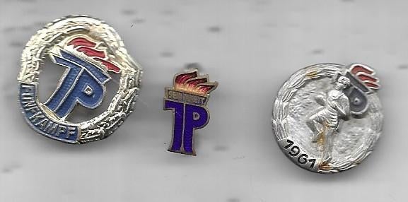 3 D.D.R. SPELDEN, Verzamelen, Speldjes, Pins en Buttons, Ophalen of Verzenden, Gebruikt, Stad of Land, Speldje of Pin