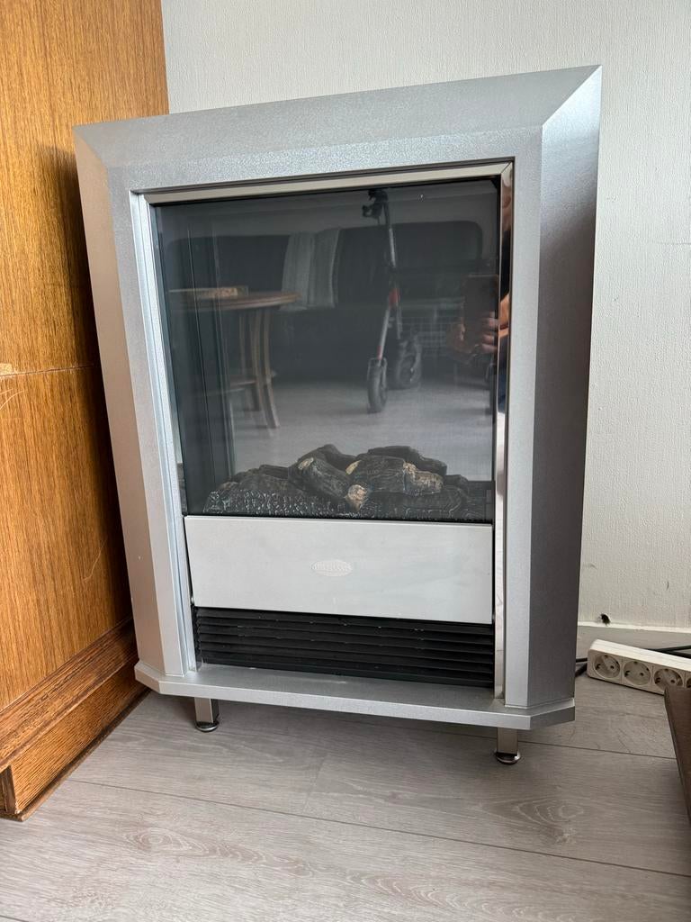 Benraad Elektrische Haard - Sfeervol en Warm, Huis en Inrichting, Haarden, Ophalen, Gebruikt, Vrijstaande haard, Elektrische haard