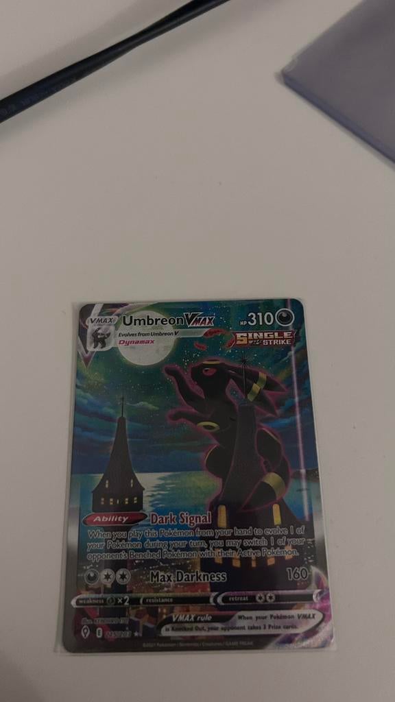 Umbreon VMAX Alt Art - Prachtige Pokémon kaart!, Ophalen of Verzenden, Zo goed als nieuw, Losse kaart, Foil