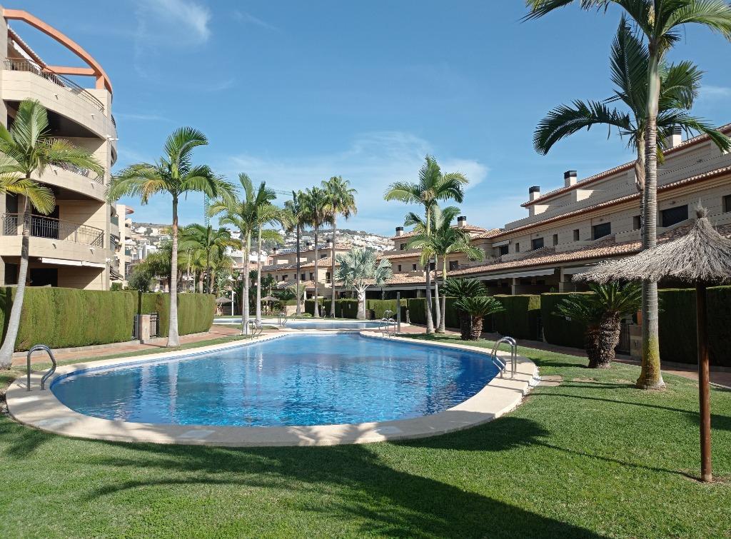 Te huur 3 kamer appartement Jávea mooi complex juli nog vrij, Dorp, 2 slaapkamers, Costa Blanca, Aan zee