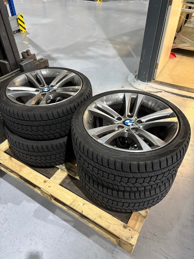 Style 397 BMW 18” velgen + winterbanden/ inc tpms sensor, Auto-onderdelen, Ophalen, 18 inch, Gebruikt, Overige