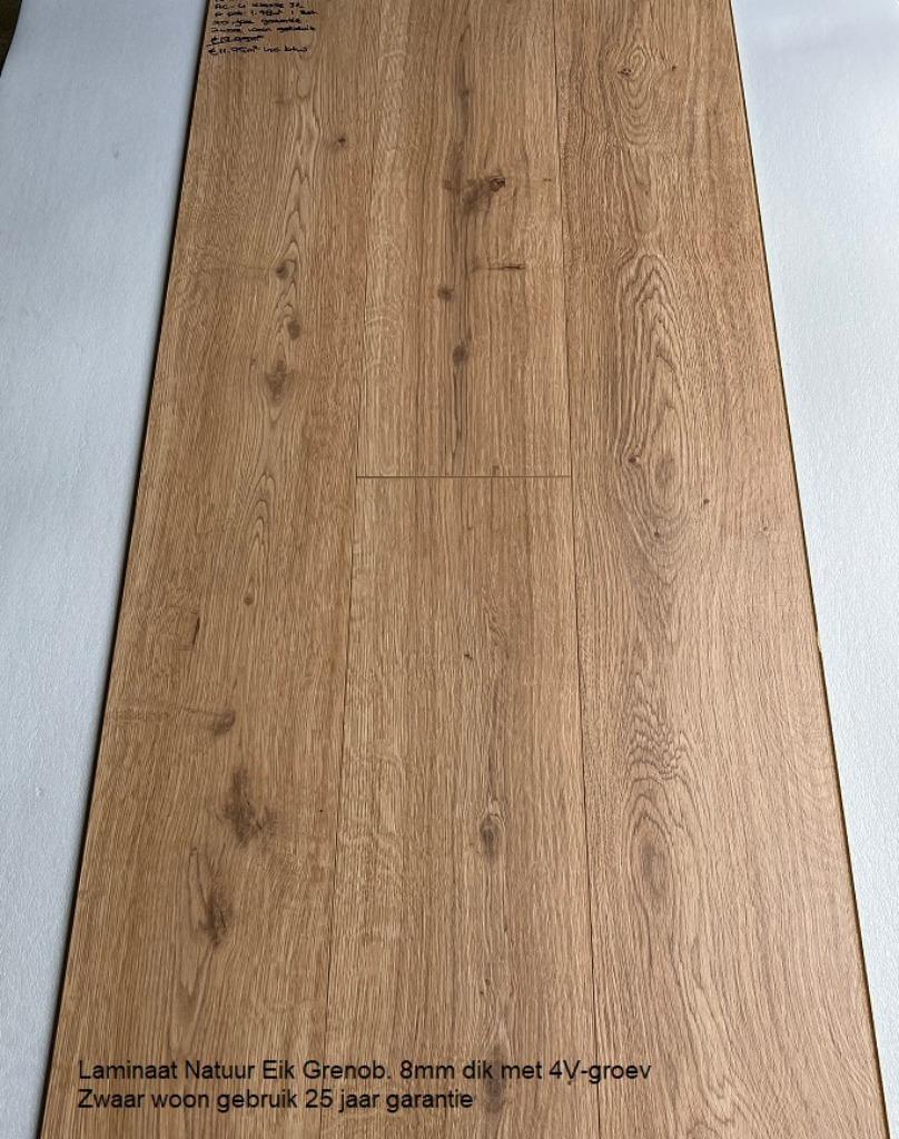 Laminaat Natural Oak 8mm dik 4V-groev €11,95m2 inc.btw, 75 m² of meer, Ophalen of Verzenden, Laminaat vloer natuur eiken, Laminaat