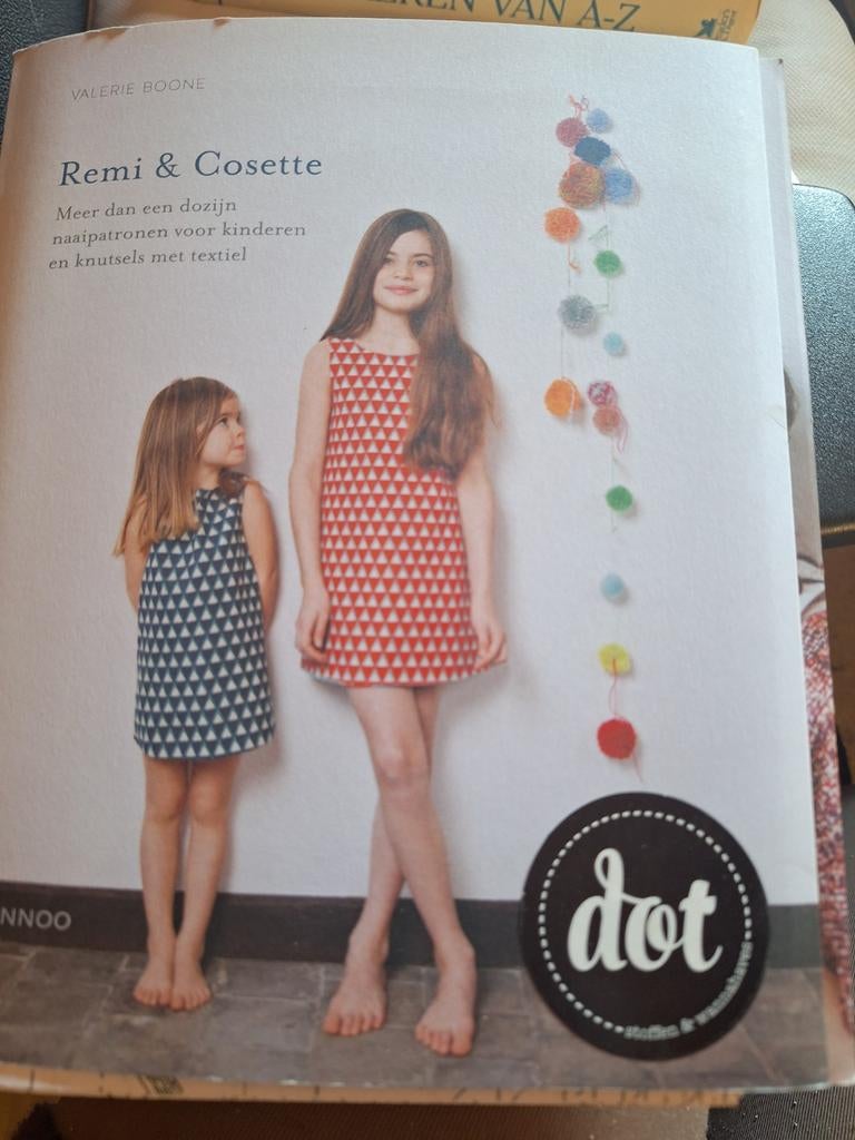 Remi & Cosette: Naaipatronen voor Kinderen, Valerie Boone, Nieuw, Ophalen of Verzenden, Borduren en Naaien