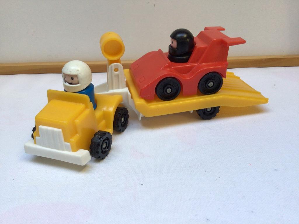Fisher Price race auto met trailer, Ophalen of Verzenden, Auto of Voertuig