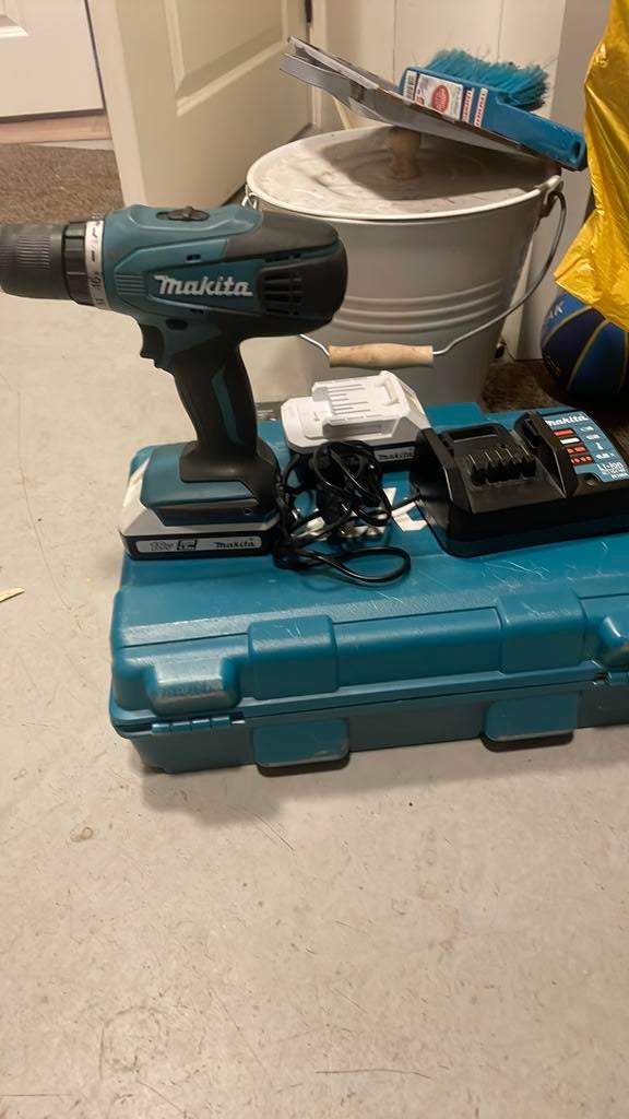 Makita 18v (borstel) boormachine., Ophalen of Verzenden, Zo goed als nieuw, Boormachine