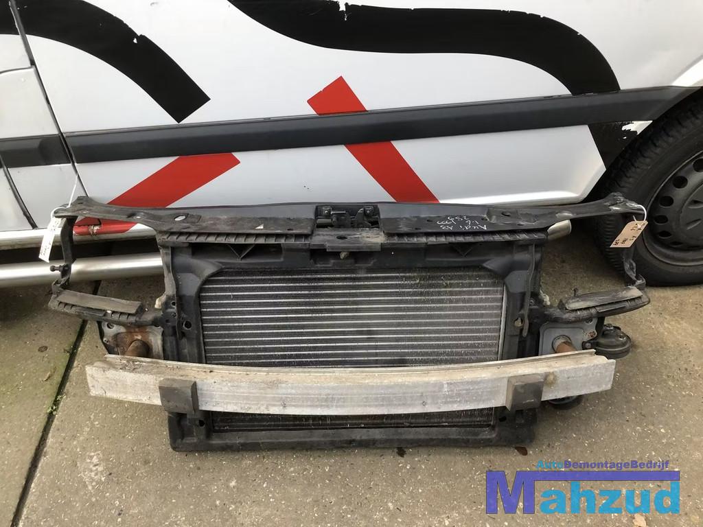 AUDI A3 8L1 1.6 FRONT koelerset koelpakket compleet, Auto-onderdelen, Gebruikt, AUDI AG, Auto-Union-Strasse 1
85045  Ingolstadt, DE