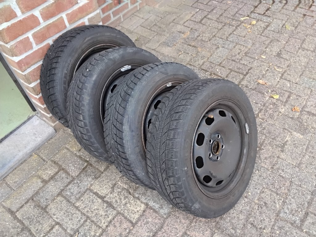 Set winterbanden Seat Ibiza 2016, Ophalen, Gebruikt, Seat