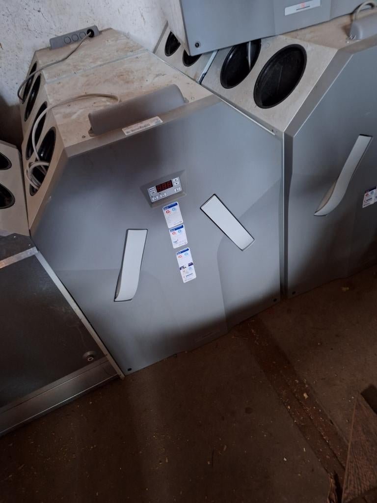 Wtw units afzuiging ventilatie box systeem, Ophalen of Verzenden, Zo goed als nieuw, Afzuiger