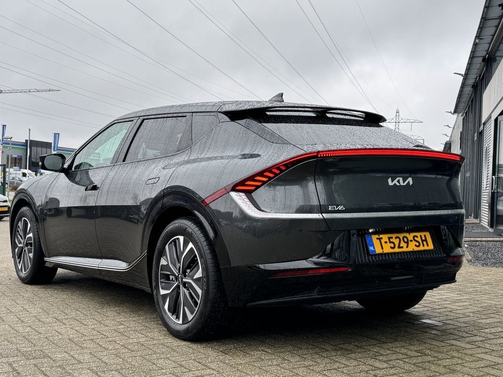 Kia Ev6 Plus 77.4 kWh 229PK LONG RANGE (bj 2023, automaat), Auto's, Dealer onderhouden, 0 cilinders, Gebruikt, 229 pk