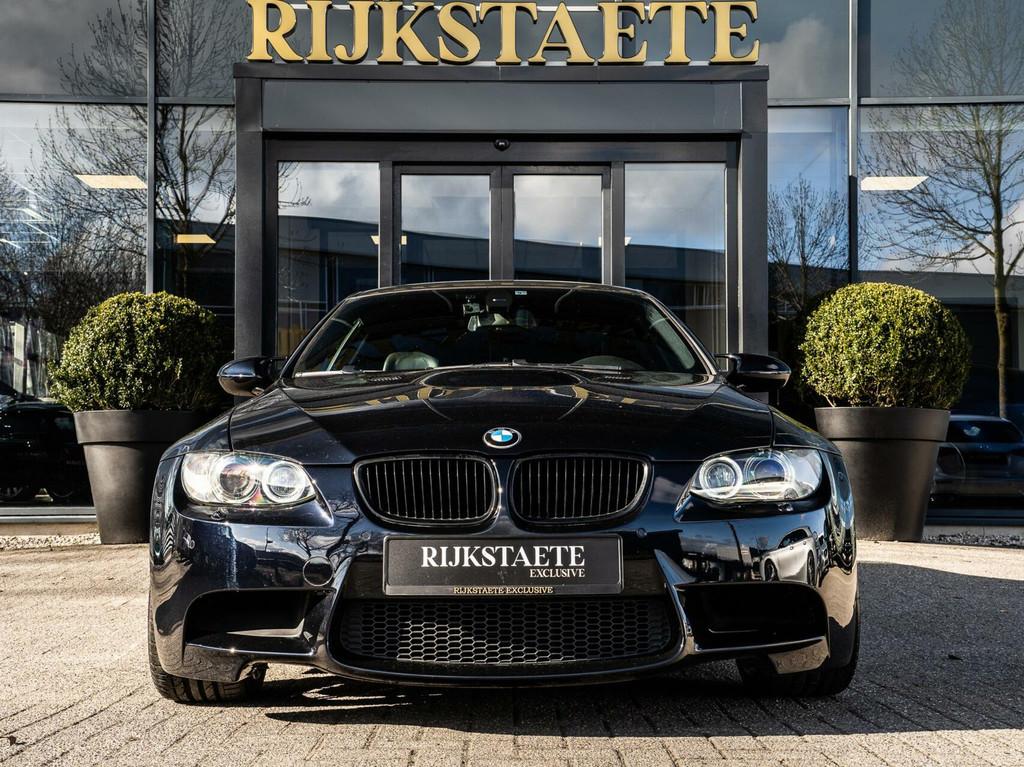 BMW 3-serie M3|CARBON DAK|HANDGESCHAKELD|YOUNGTIMER, Auto's, Achterwielaandrijving, Gebruikt, 4 stoelen, Zwart