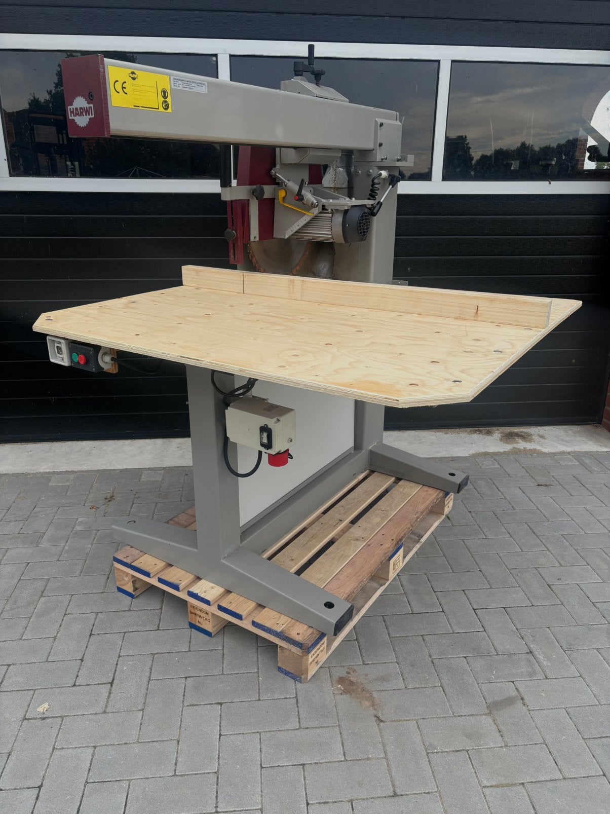 Harwi 625-H Afkortzaag / Trekzaag – 400 Volt – Motorrem, Doe-het-zelf en Verbouw, 70 mm of meer, Ophalen of Verzenden, Zo goed als nieuw