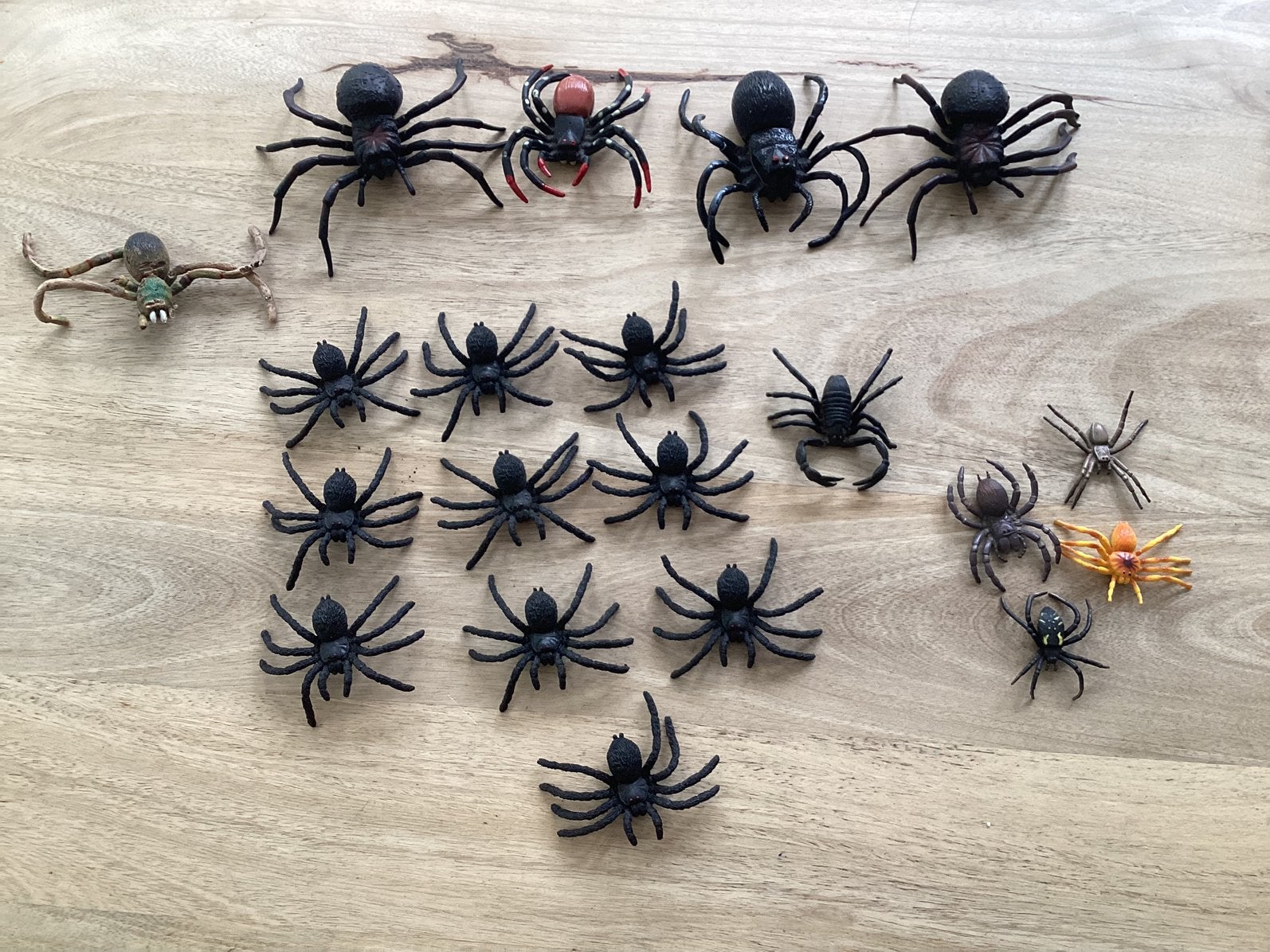 Speelgoed spinnen 20 stuks, Kinderen en Baby's, Speelgoed | Actiefiguren, Ophalen of Verzenden, Gebruikt