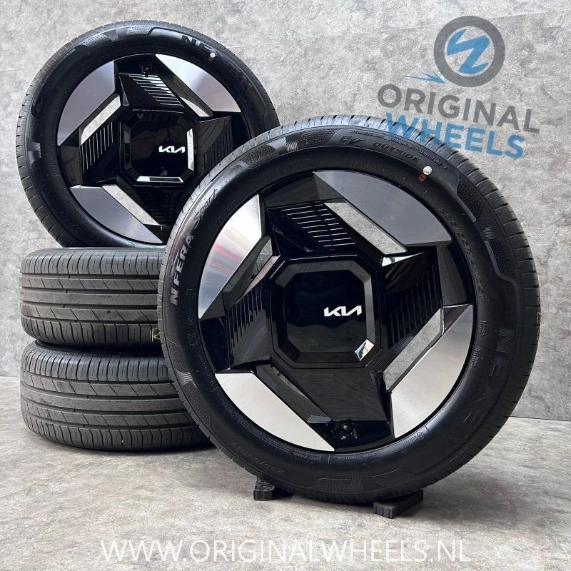 19 inch originele velgen + zomerbanden Kia EV5 52910-X9220, 19 inch, Gebruikt, -, -