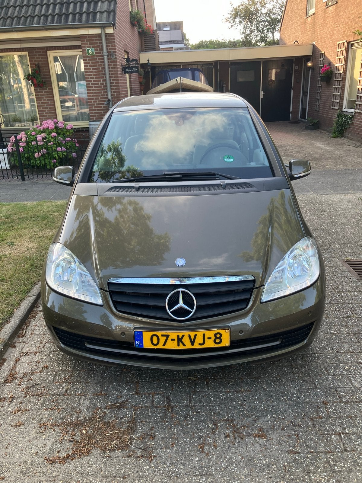 Mercedes-Benz A-Klasse 1.5 A160 5DRS AUT 2010 Bruin, Auto's, Mercedes-Benz, 1498 cc, Beige, Bruin, Origineel Nederlands