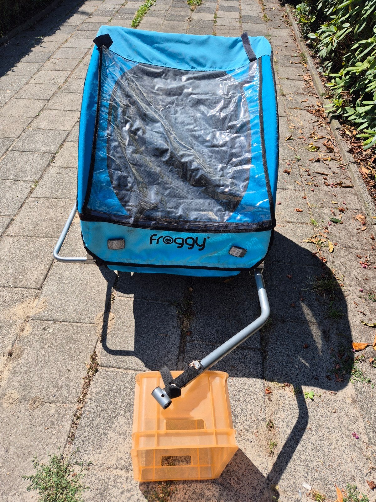 Fietskar .
Kijk foto,s hondenkar bvVoor maar 40euro oph, Opvouwbaar, 20 tot 40 kg, Ophalen of Verzenden, Zo goed als nieuw