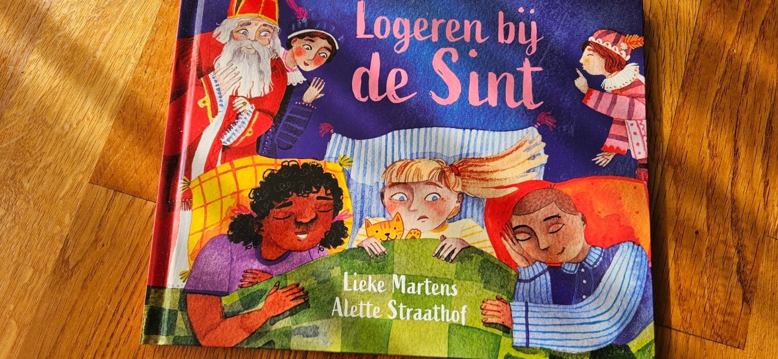 Logeren bij de Sint, Lieke Martens, Fictie algemeen, Jongen of Meisje, Nieuw