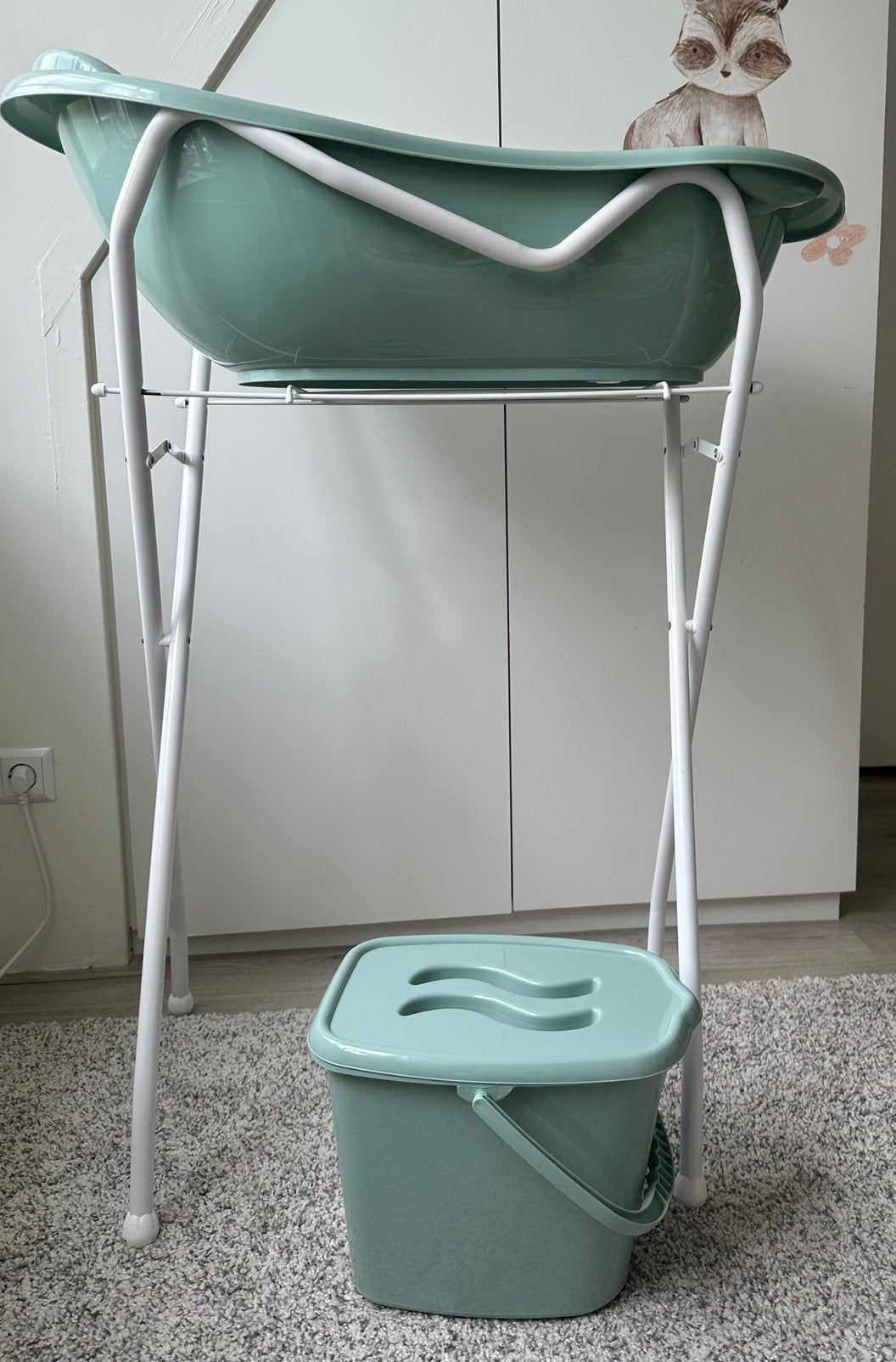 Badsetje met standaard, zitje en emmer van mamaloes, Kinderen en Baby's, Ophalen, Zo goed als nieuw, Badje, Standaard
