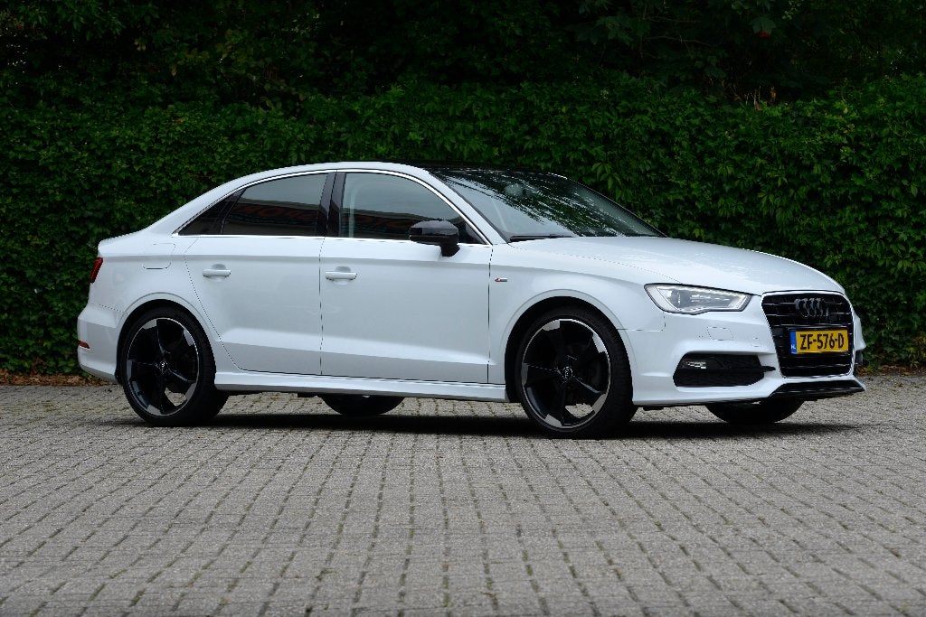 Audi A3 1.4 Tfsi COD Sedan 2014 Wit, Auto's, Huisgarantie, 4 cilinders, Met garantie (alle), Sedan