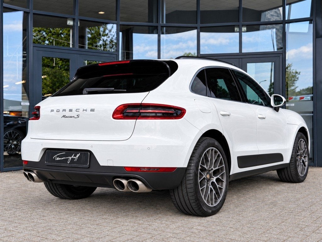 Porsche MACAN 3.0 D S - LUCHTV. - PANO - TREKH. - 20 INCH, Auto's, Automaat, Gebruikt, Euro 6, 259 pk