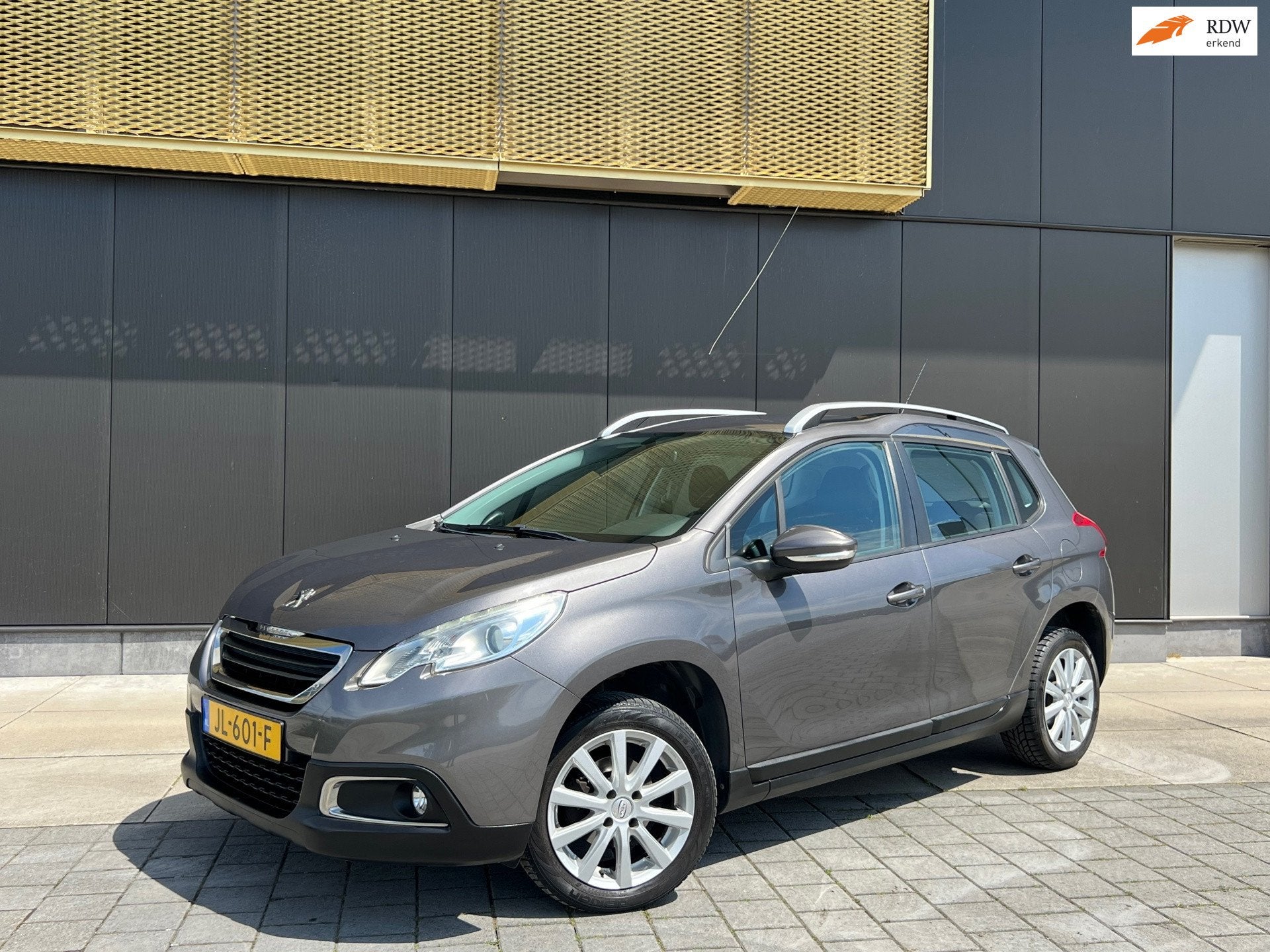 Peugeot 2008 1.2 VTi Active | Dealer onderh | Navi | Climate, Auto's, Stof, Zwart, 1199 cc, 82 pk