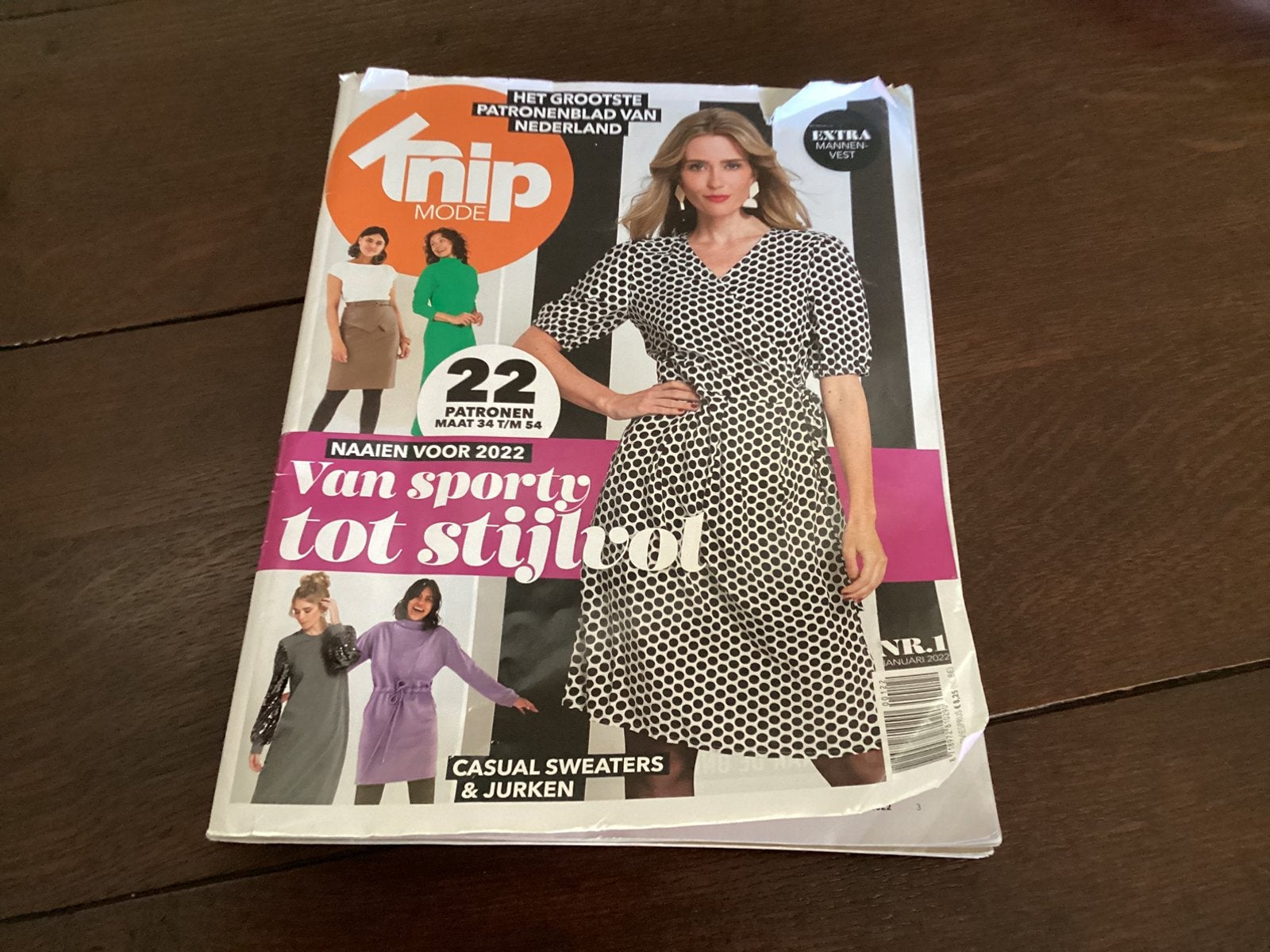 Knipmode 1-5-6-7-9-12 2022 prijs per stuk, Hobby en Vrije tijd, Ophalen of Verzenden, Zo goed als nieuw, Vrouw, Knipmode