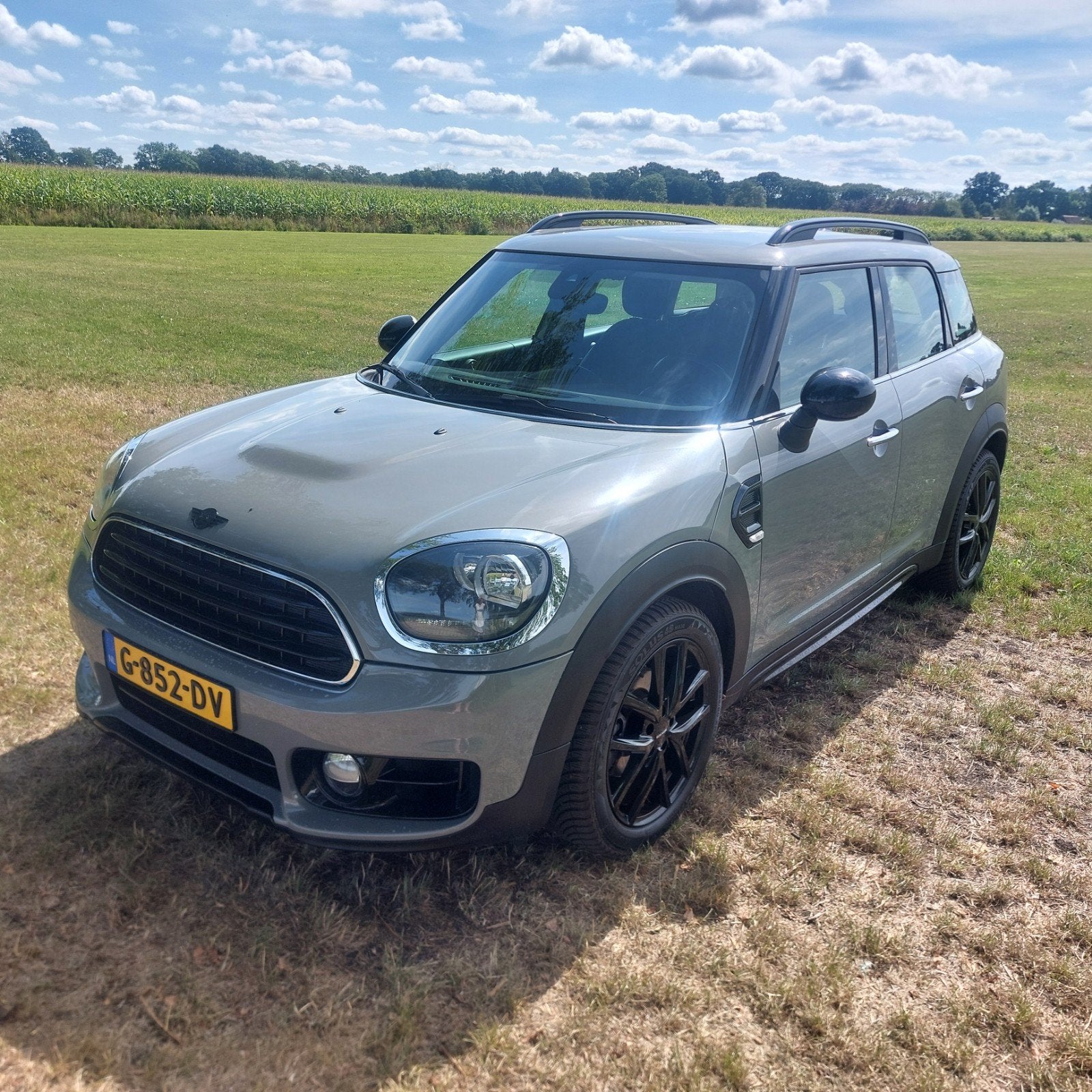Mini Countryman 1.5 102pk Aut. 2019 Grijs, Countryman, 75 €/maand, 3 cilinders, 1100 kg