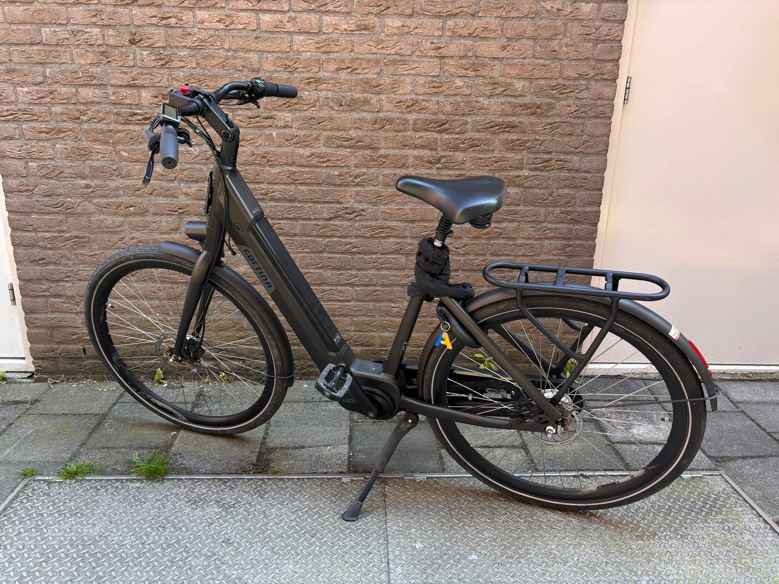 Cortina E-Nite Elektrische Fiets – Maat 50 – Slechts 2300 km, 47 tot 51 cm, Ophalen, Zo goed als nieuw, 50 km per accu of meer