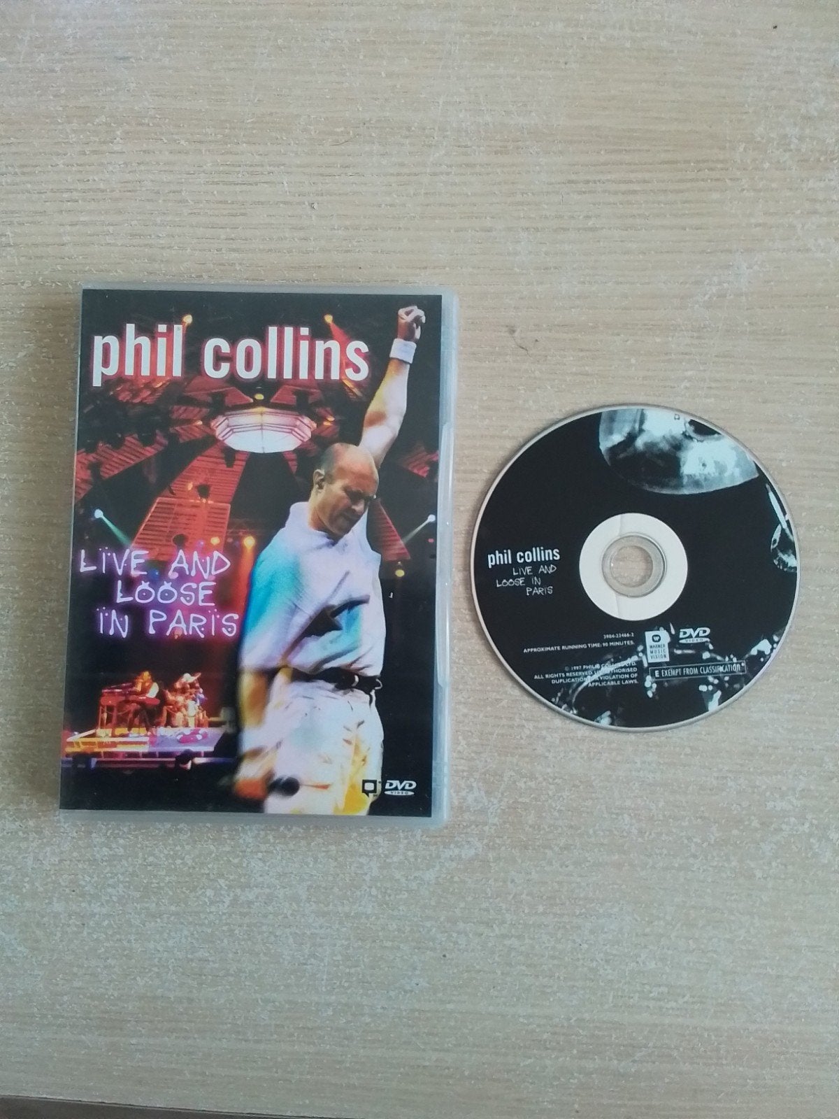 Dvd Phil Collins live and loose in Paris, Alle leeftijden, Ophalen of Verzenden